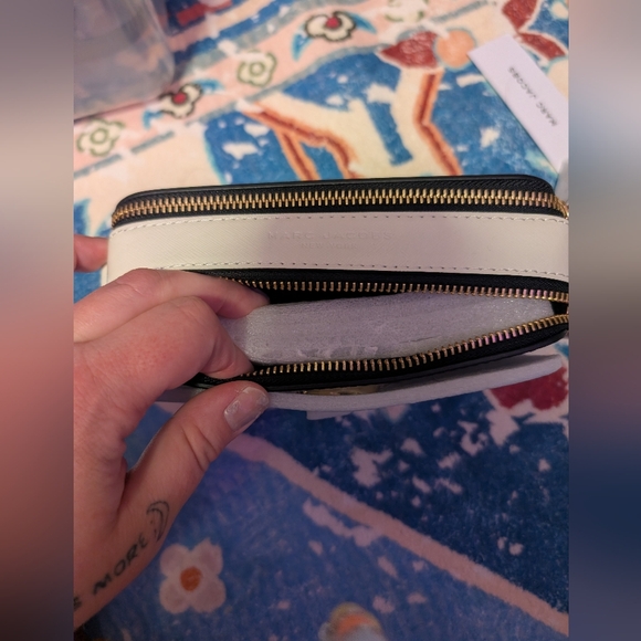 Brand New Marc Jacobs Black Camera Bag - Picture 6 of 7